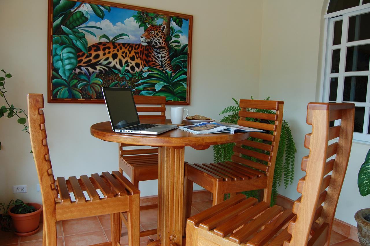 Serenity Sands Corozal Town Extérieur photo